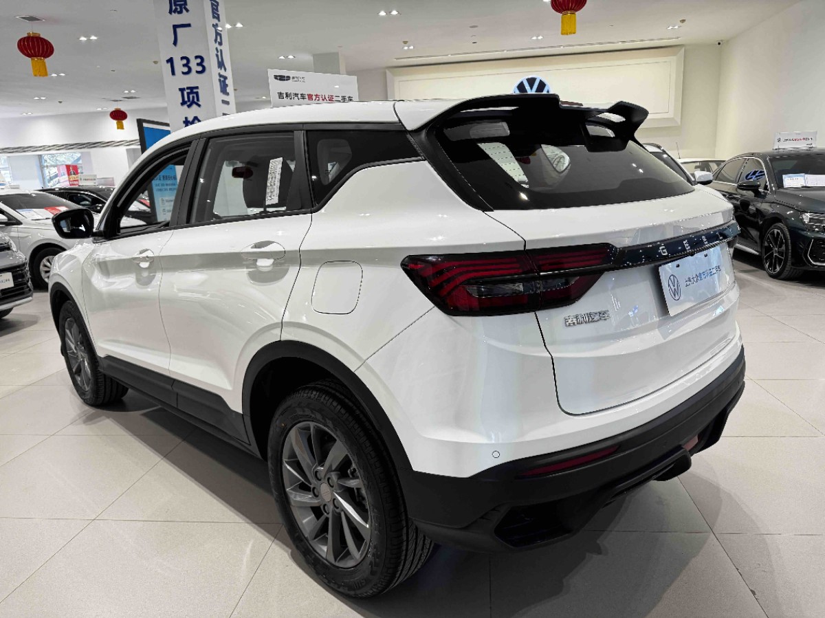 GEELY Coolray 2025 #15 GEELY Coolray 2025 car image #15