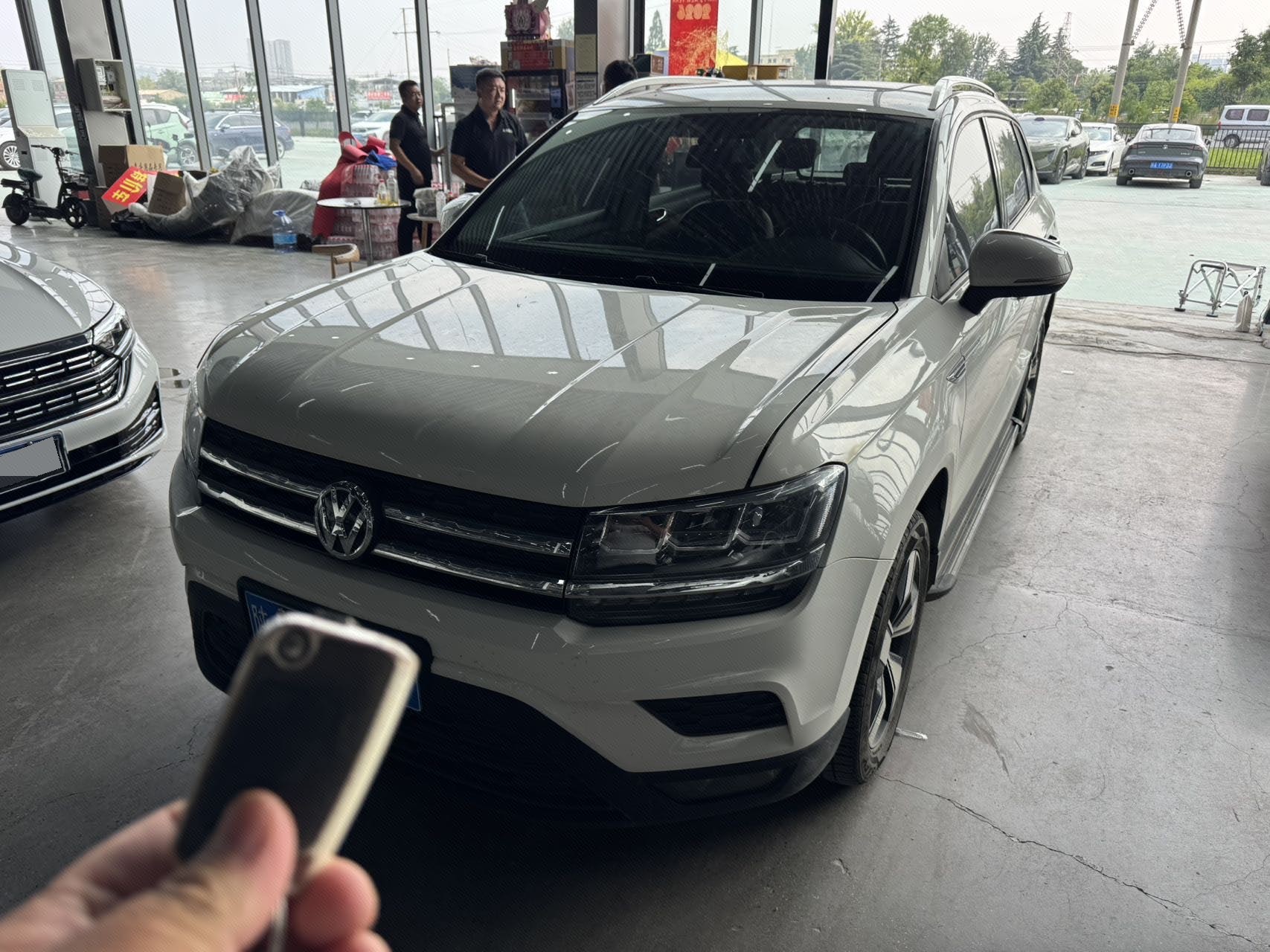 2020 2020 car image