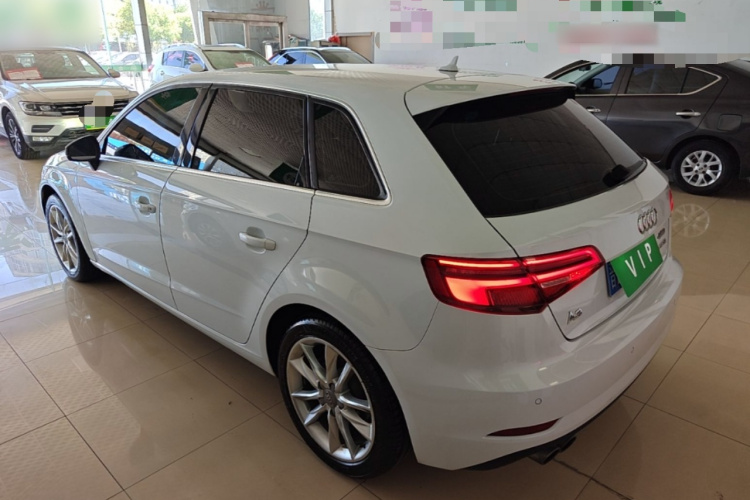 Audi A3 2018 car image #5