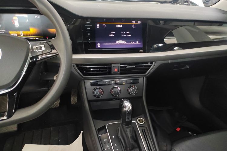 Volkswagen Lavida 2021 imagen de coche #13