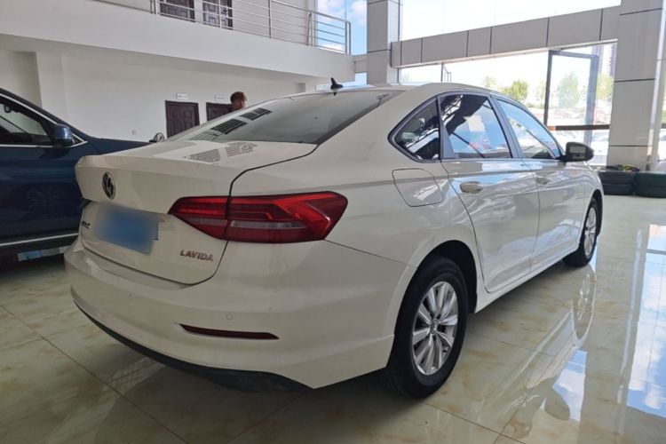 Volkswagen Lavida 2019 #7 Volkswagen Lavida 2019 car image #7
