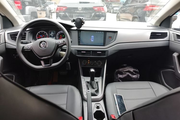 Volkswagen Polo 2020 car image #10