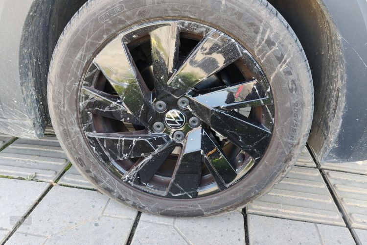 Volkswagen Tharu 2025 immagine di auto #9