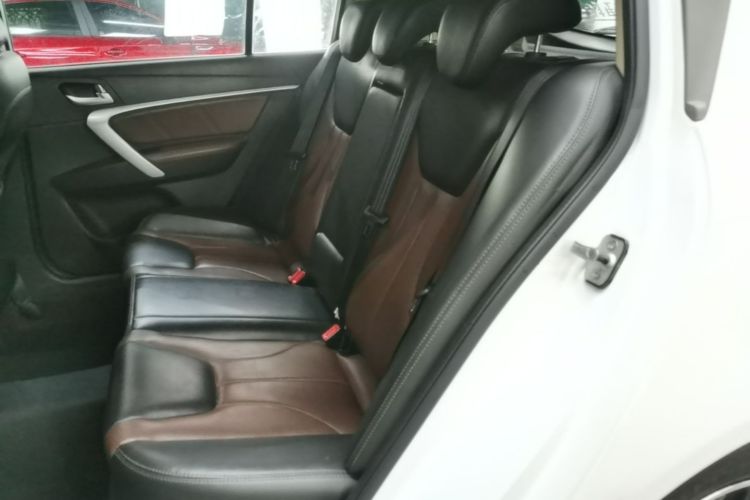 GEELY Emgrand 2017 #17 GEELY Emgrand 2017 car image #17