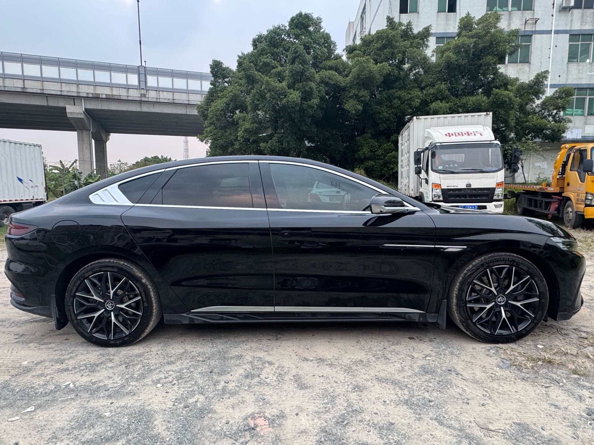 BYD Han 2024 изображение автомобиля #2
