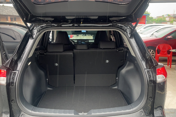 Toyota Corolla Cross 2025 immagine di auto #16