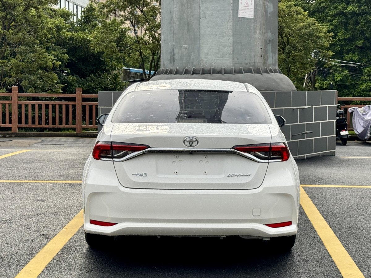 Toyota Corolla 2022 car image #12