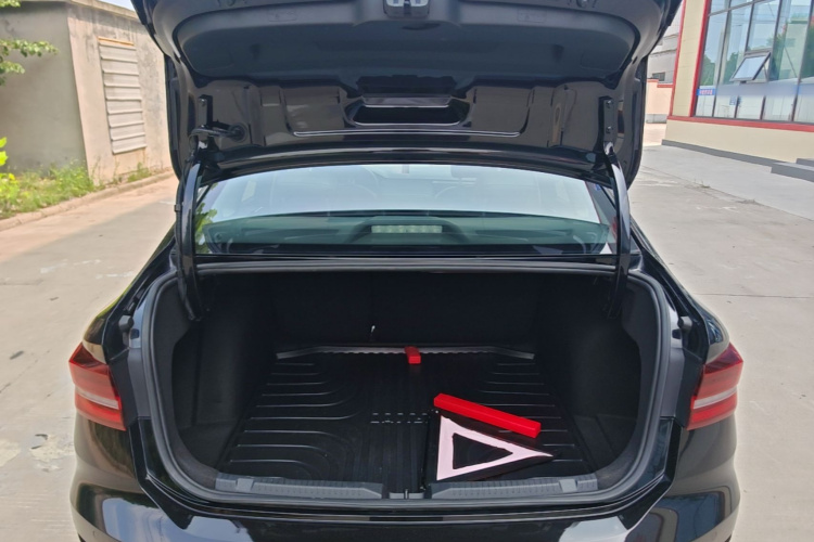 Volkswagen Lavida 2022 car image #21