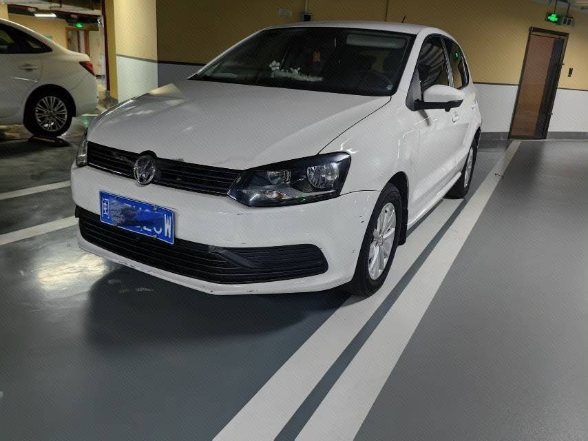 Volkswagen Polo 2018 car image 