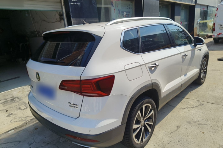 Volkswagen Tharu 2019 car image #7