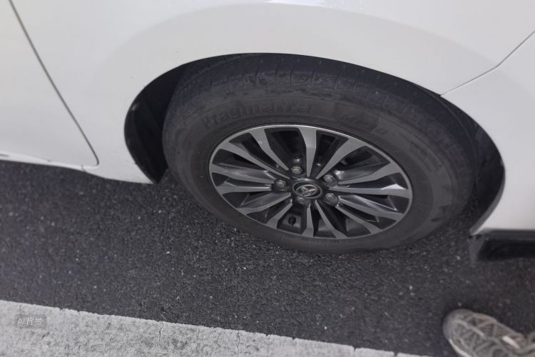 Toyota Corolla 2018 car image #9