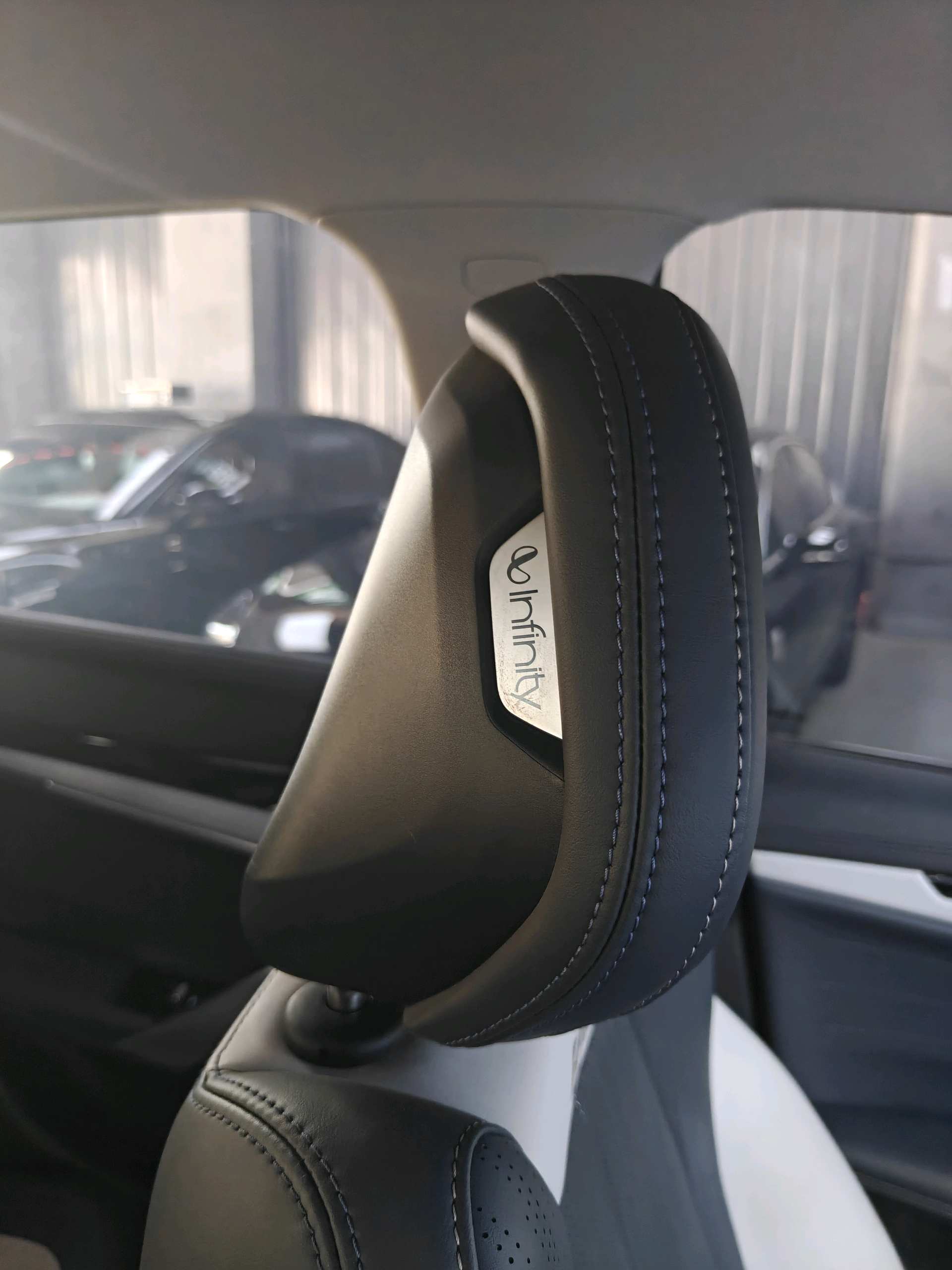 GEELY Boyue L 2025 car image #3