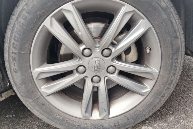 GEELY Emgrand 2017 car image #9