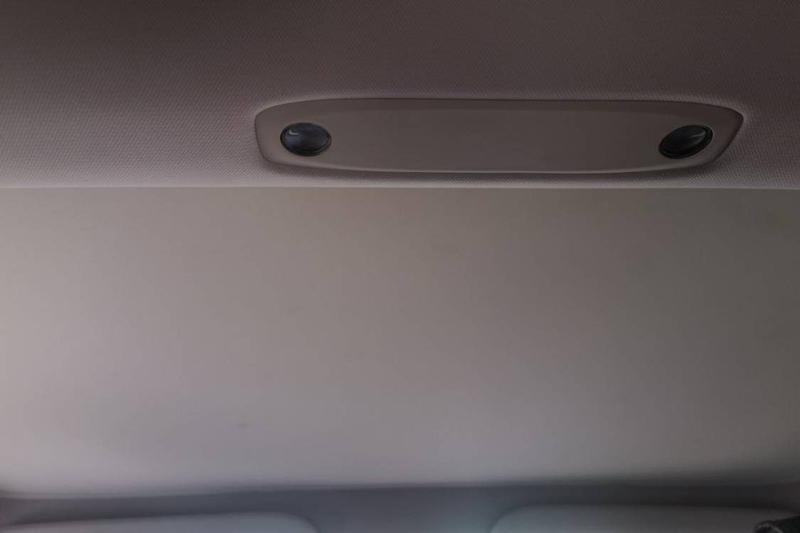 Tesla Model 3 2021 car image #20