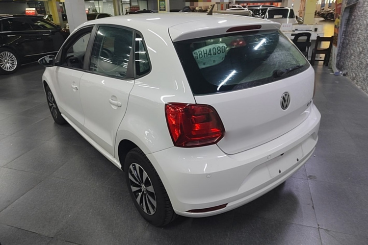 Volkswagen Polo 2016 #5 Volkswagen Polo 2016 car image #5