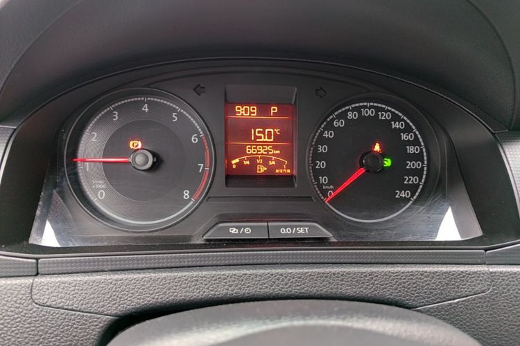 Volkswagen Santana 2020 #12 Volkswagen Santana 2020 صورة سيارة #12