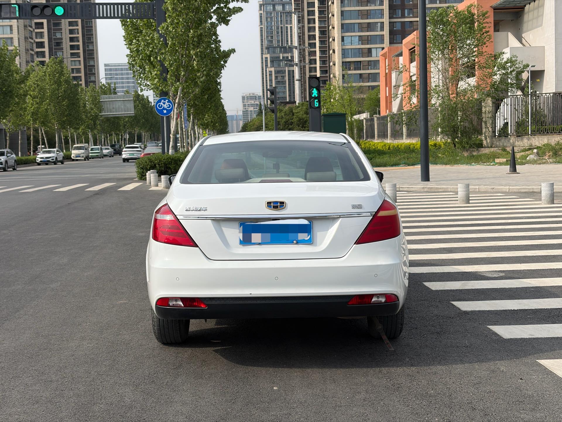 GEELY Emgrand 2017 صورة سيارة #8