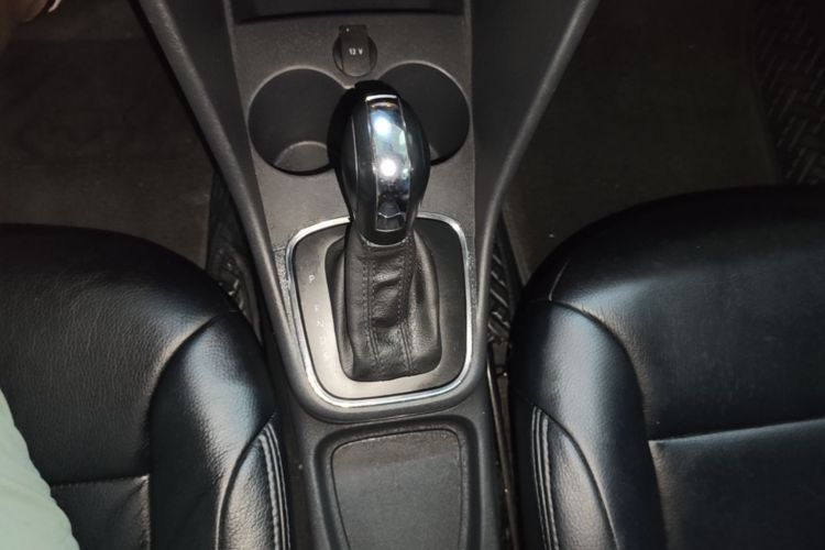 Volkswagen Polo 2017 #14 Volkswagen Polo 2017 car image #14