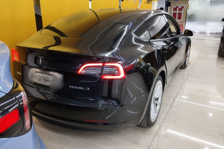 Tesla Model 3 2021 #4 Tesla Model 3 2021 car image #4