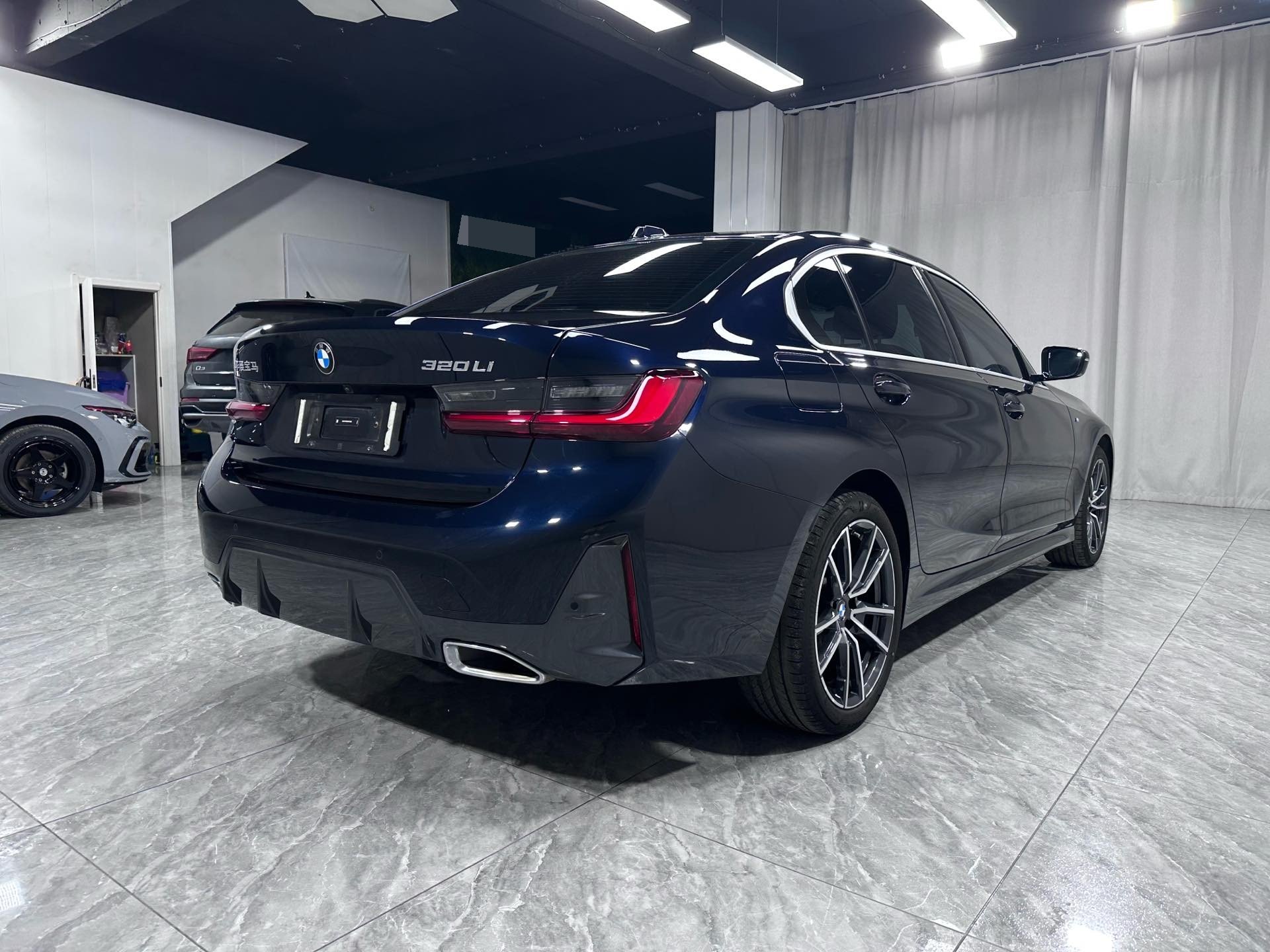 BMW 3 Series 2023 car image #6