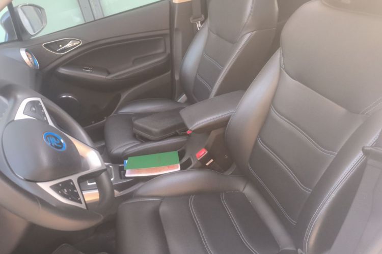 BYD Yuan New Energy 2019 #17 BYD Yuan New Energy 2019 immagine di auto #17