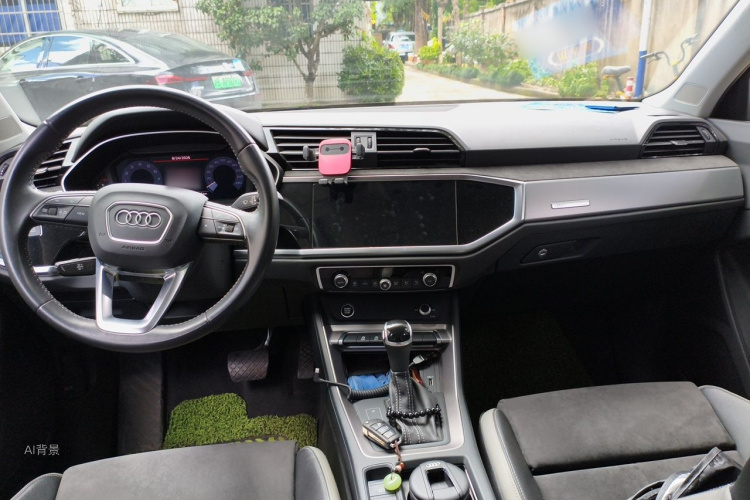 Audi Q3 2021 #11 Audi Q3 2021 car image #11