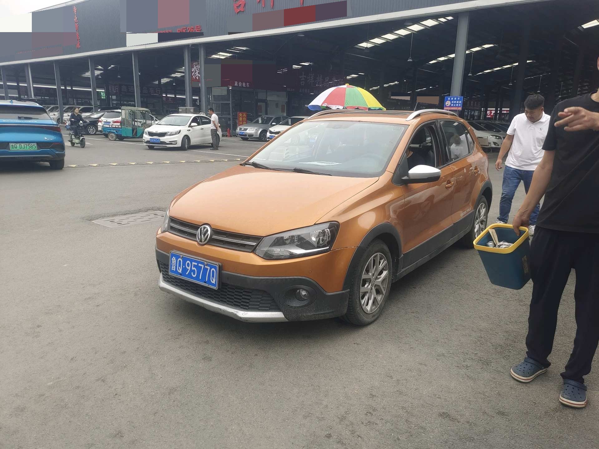 Volkswagen Polo 2016 Volkswagen Polo 2016 car image