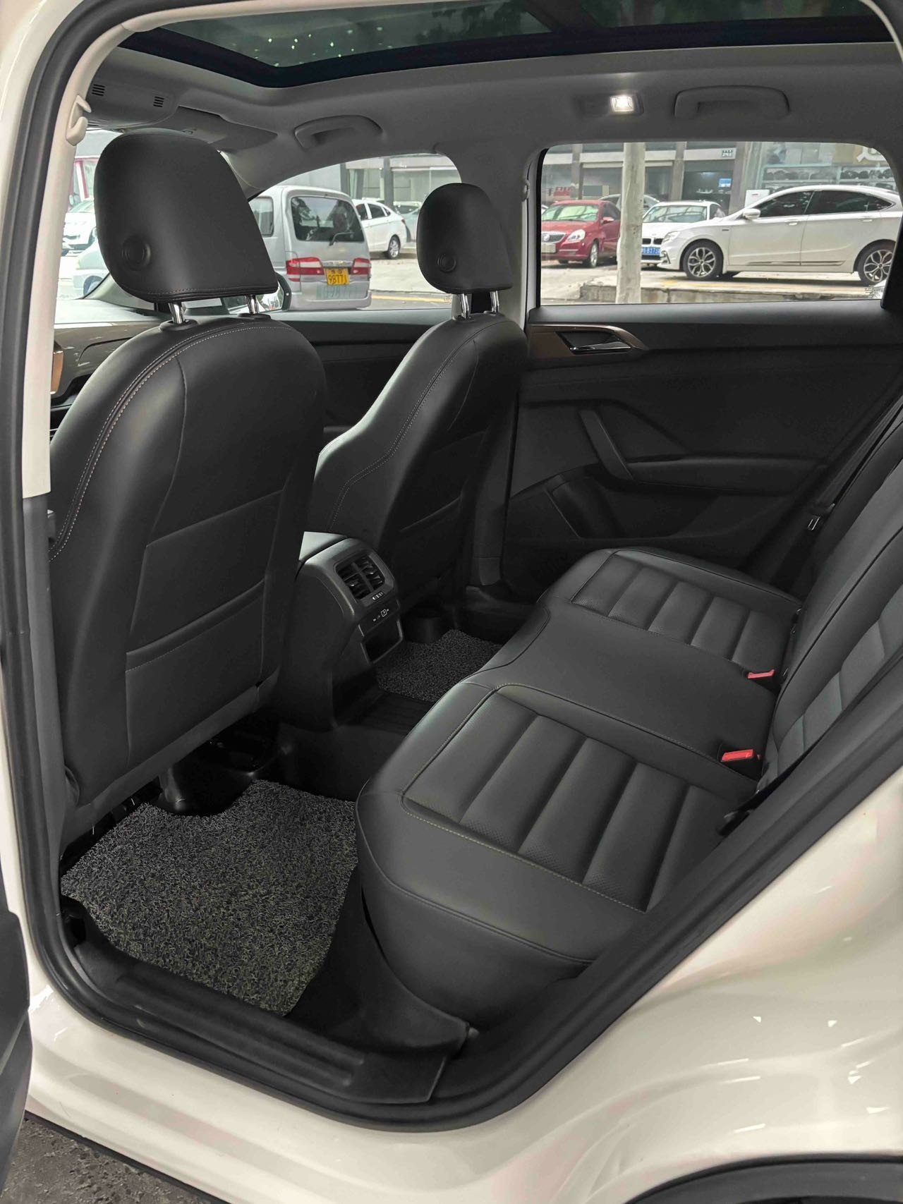 2020 #5 2020 immagine di auto #5