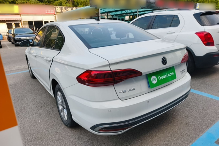 Volkswagen Bora 2024 car image #5