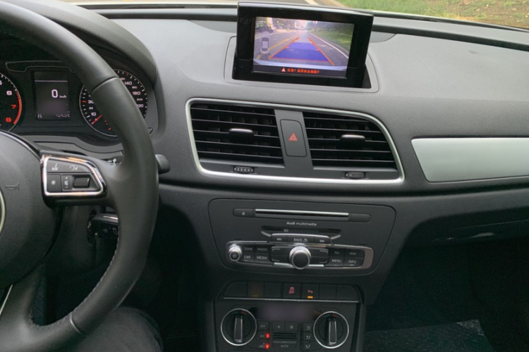 Audi Q3 2019 #12 Audi Q3 2019 car image #12