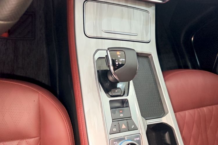 Jetour X70 PLUS 2023 #14 Jetour X70 PLUS 2023 car image #14