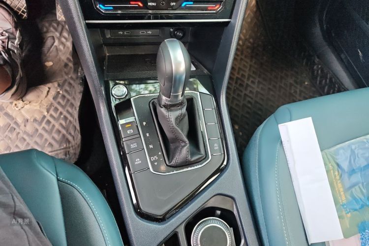 Volkswagen Tharu 2024 car image #16