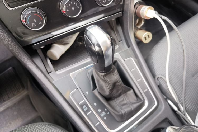 Volkswagen Golf 2019 #18 Volkswagen Golf 2019 car image #18