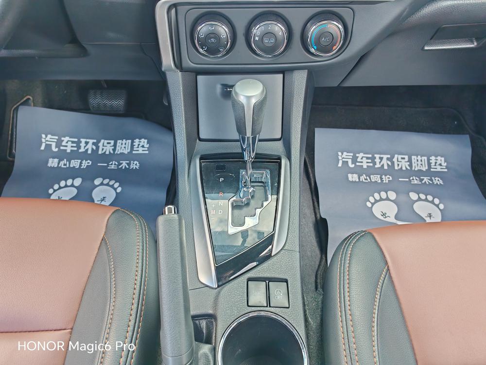 Toyota Corolla 2019 #13 Toyota Corolla 2019 car image #13