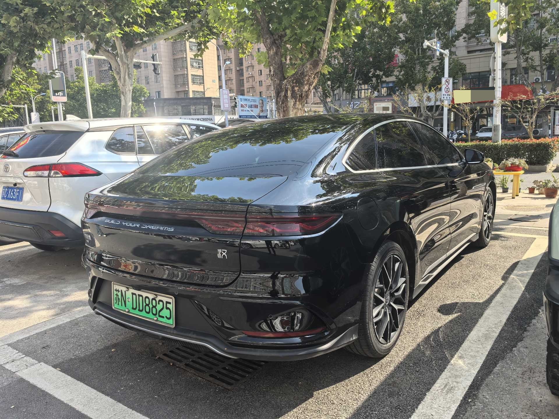 BYD Han 2024 #10 BYD Han 2024 изображение автомобиля #10
