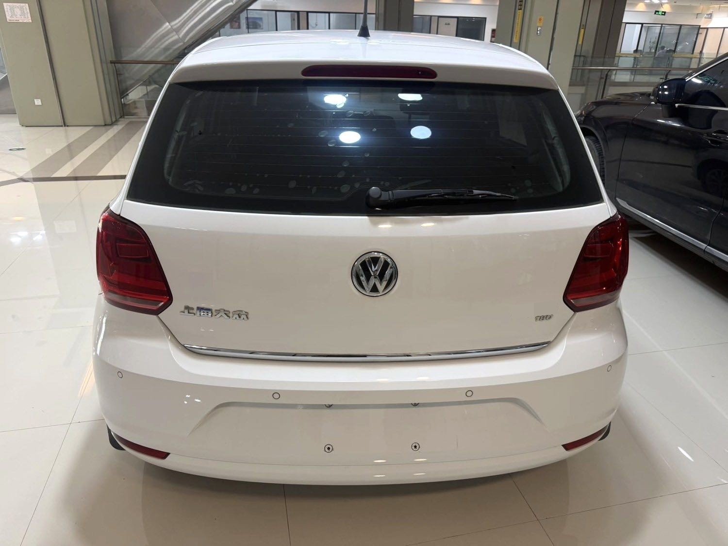 Volkswagen Polo 2016 #8 Volkswagen Polo 2016 изображение автомобиля #8