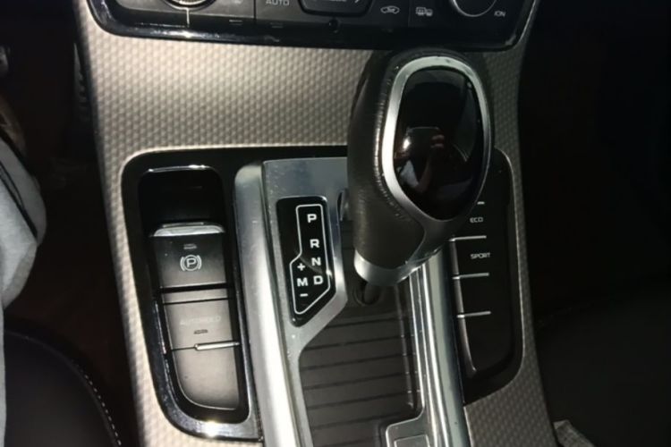 GEELY Emgrand GS 2016 car image #14