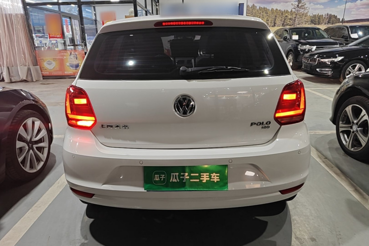 Volkswagen Polo 2019 car image #6