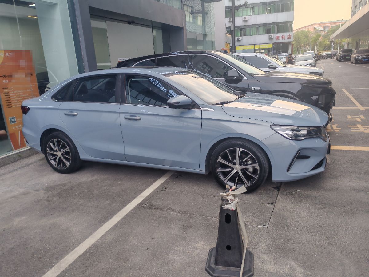 GEELY Emgrand 2023 immagine di auto #4