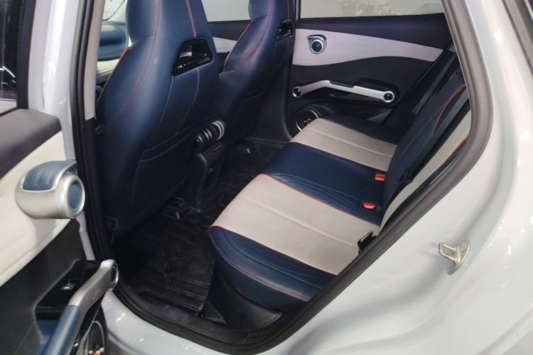 BYD Yuan Plus 2023 immagine di auto #19