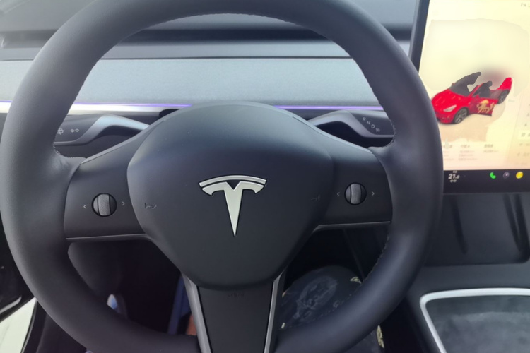 Tesla Model Y 2024 #11 Tesla Model Y 2024 immagine di auto #11
