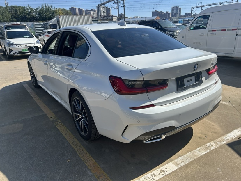 BMW 3 Series 2021 #4 BMW 3 Series 2021 car image #4