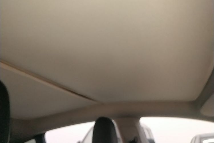 Tesla Model Y 2021 immagine di auto #18
