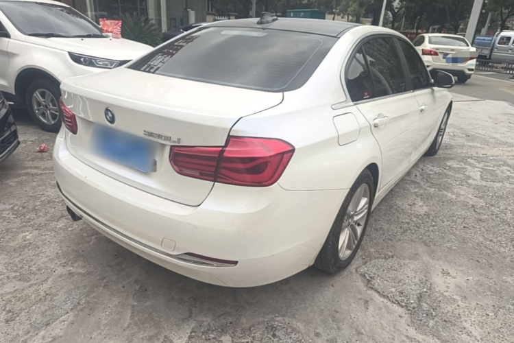 BMW 3 Series 2017 car image #7