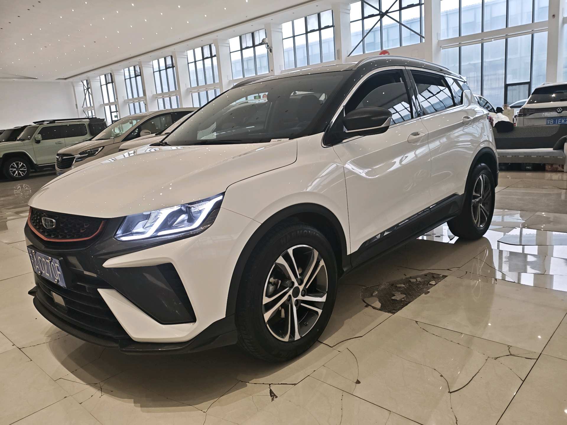 GEELY Coolray 2021 car image 