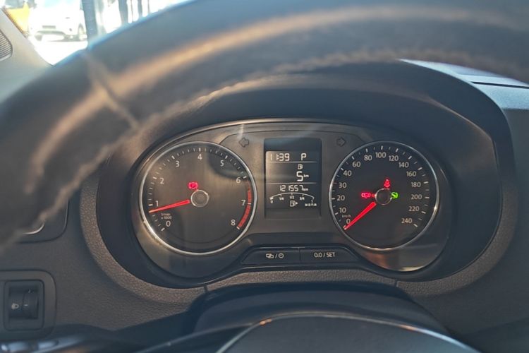 Volkswagen Polo 2017 #12 Volkswagen Polo 2017 car image #12