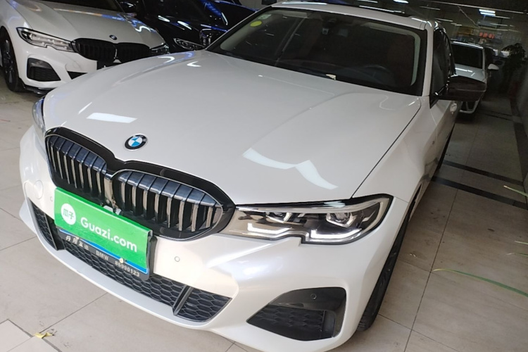 BMW 3 Series 2021 #2 BMW 3 Series 2021 car image #2