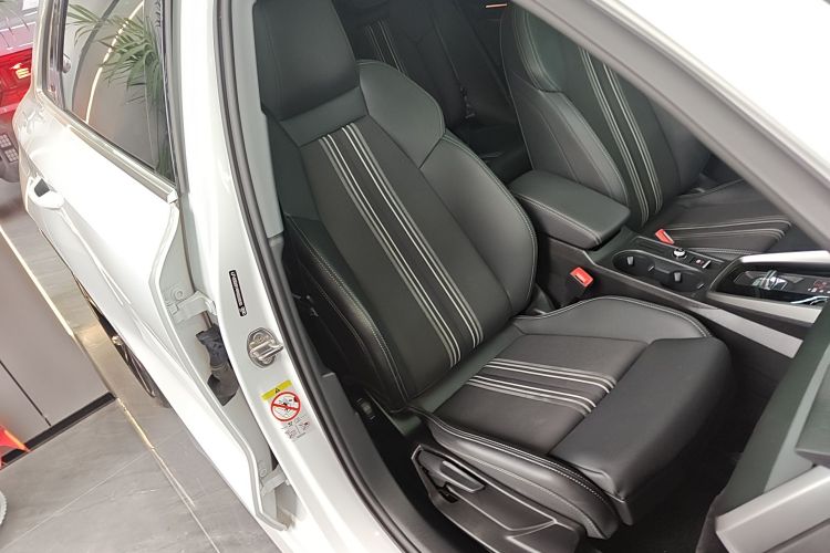 Audi A3 2024 car image #24