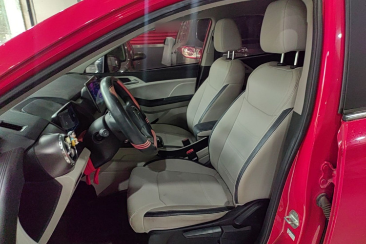 BYD Yuan Pro 2022 #15 BYD Yuan Pro 2022 car image #15