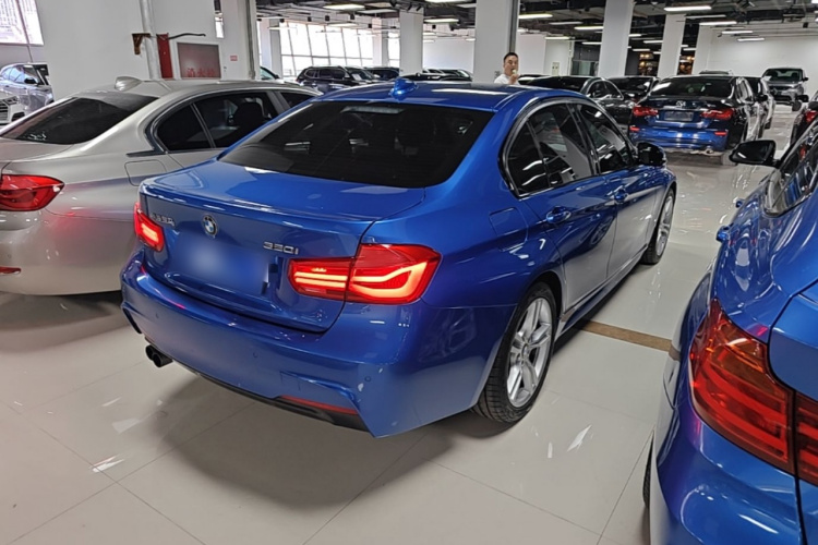 BMW 3 Series 2017 #7 BMW 3 Series 2017 car image #7